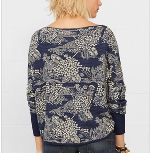 Lightweight Crop Sweater - Picture 2 of 4